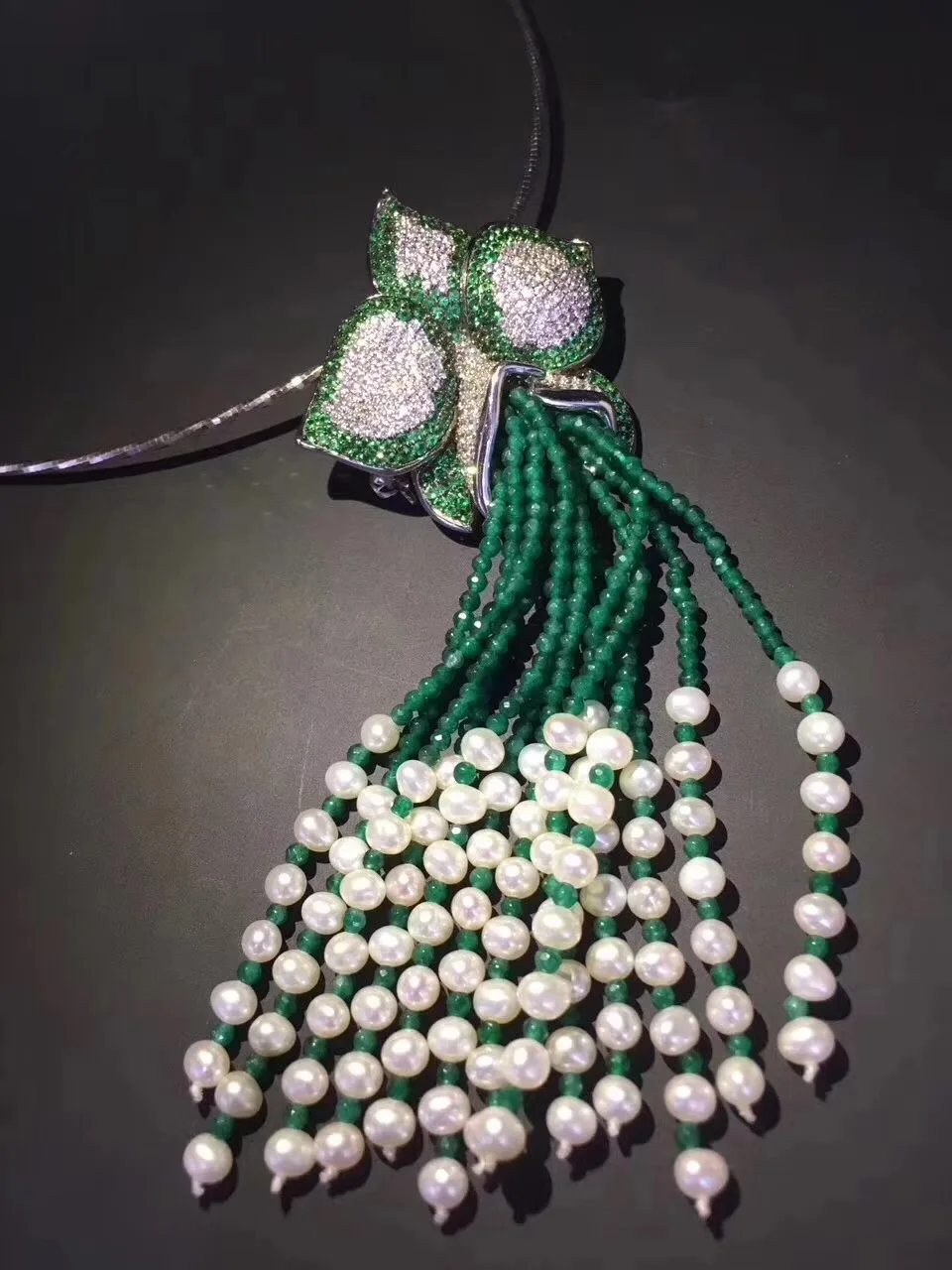 green color natural fresh water pearl tassels pendant 925 sterling silver with cubic zircon flower fine women jewelry
green color natural fresh water pearl tassels pendant 925 sterling silver with cubic zircon flower fine women jewelry