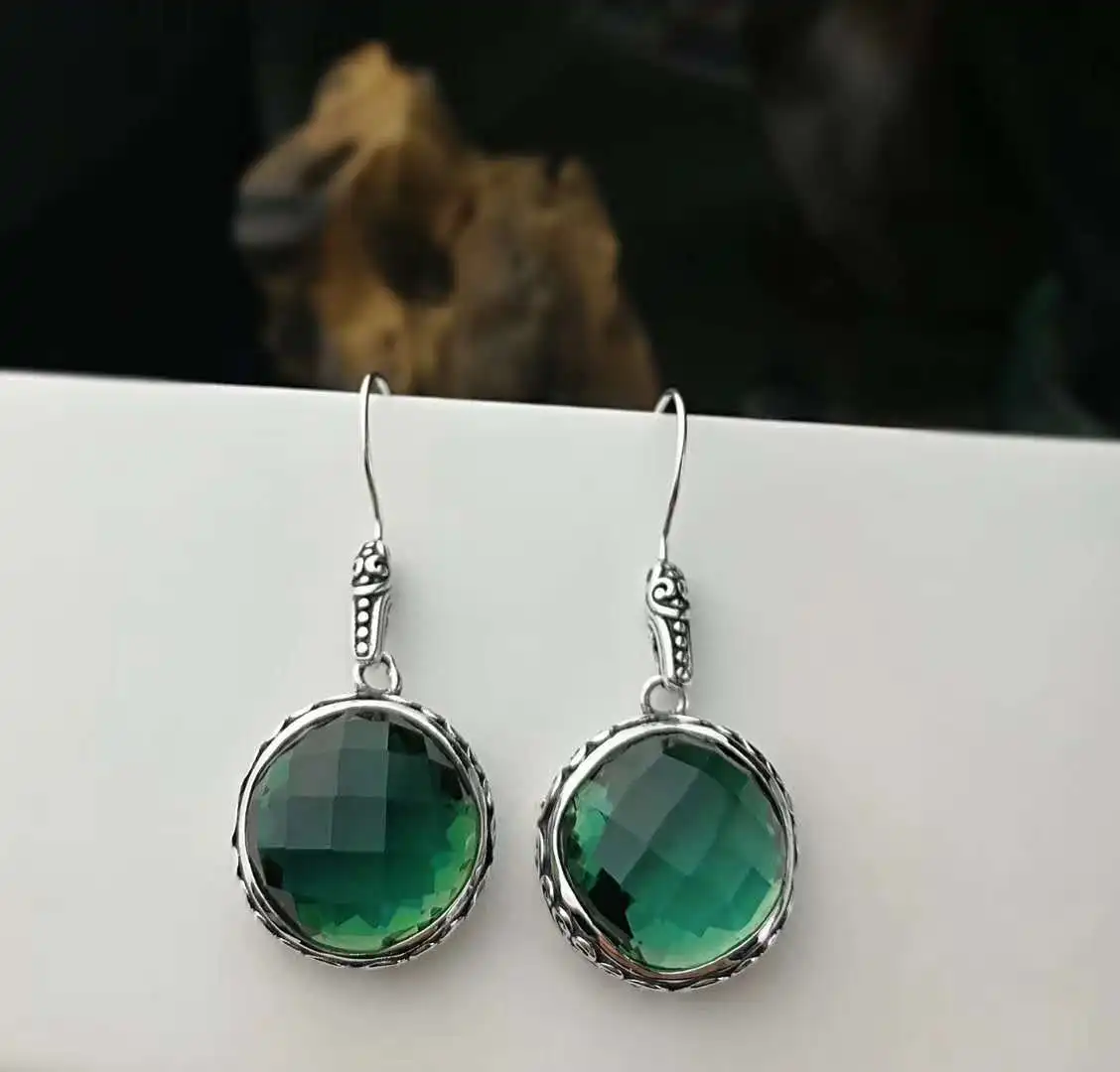 2018 New Arrival Hot Sale Amethyst Brinco 925 Inlaid Circular Cut, Thai Original Crystal Earrings, Retro Fashion Earrings.
2018 New Arrival Hot Sale Amethyst Brinco 925 Inlaid Circular Cut, Thai Original Crystal Earrings, Retro Fashion Earrings.