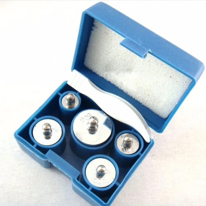 Physical counter balance ,table balance with weight ,educational equipment ,laboratory glass water ,lab equipment 
Physical counter balance ,table balance with weight ,educational equipment ,laboratory glass water ,lab equipment