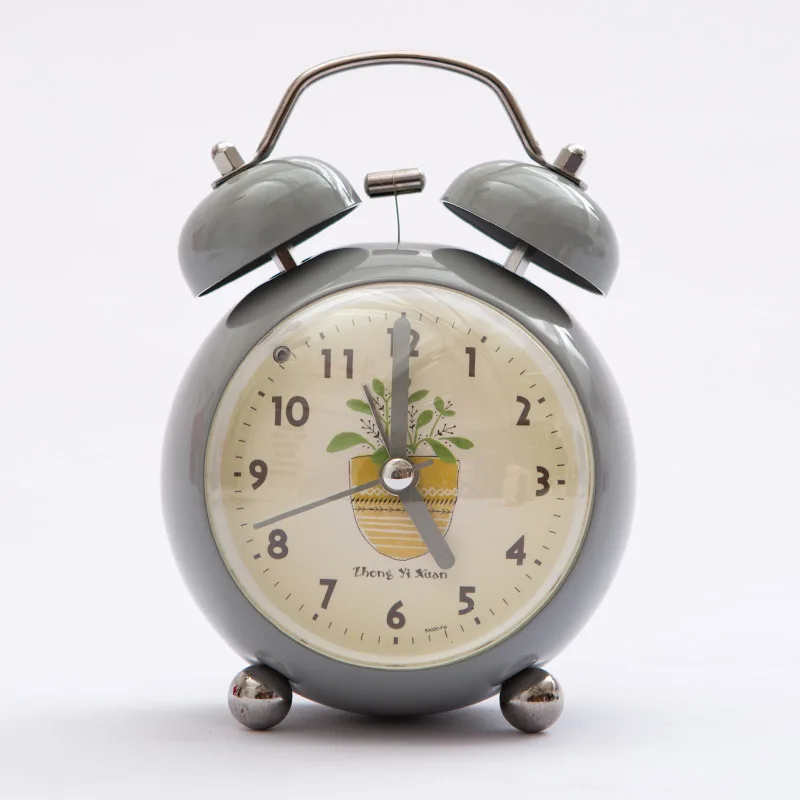 Pastoral Style Alarm Clock Metal / Glass Cartoon Mute Time Clocks Digital 12 Hours Watch Bedroom Decoration Crafts Night Light
Pastoral Style Alarm Clock Metal / Glass Cartoon Mute Time Clocks Digital 12 Hours Watch Bedroom Decoration Crafts Night Light