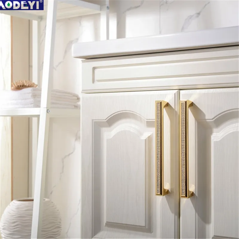 Luxury 24K Real Gold Or Chrome Czech Crystal Drawer Cabinet Knobs Wardrobe Door Handle Furniture Knobs Pull Handles
Luxury 24K Real Gold Or Chrome Czech Crystal Drawer Cabinet Knobs Wardrobe Door Handle Furniture Knobs Pull Handles