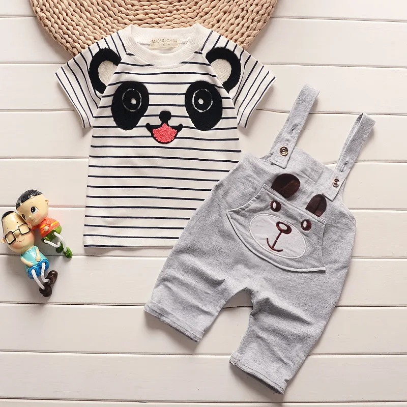 Children's Summer Dress Boys'Suit Babies' Clothes 0-1-2-3-4 Years Old Summer Children's Short-sleeved Belt Trousers Two-piece
Children's Summer Dress Boys'Suit Babies' Clothes 0-1-2-3-4 Years Old Summer Children's Short-sleeved Belt Trousers Two-piece