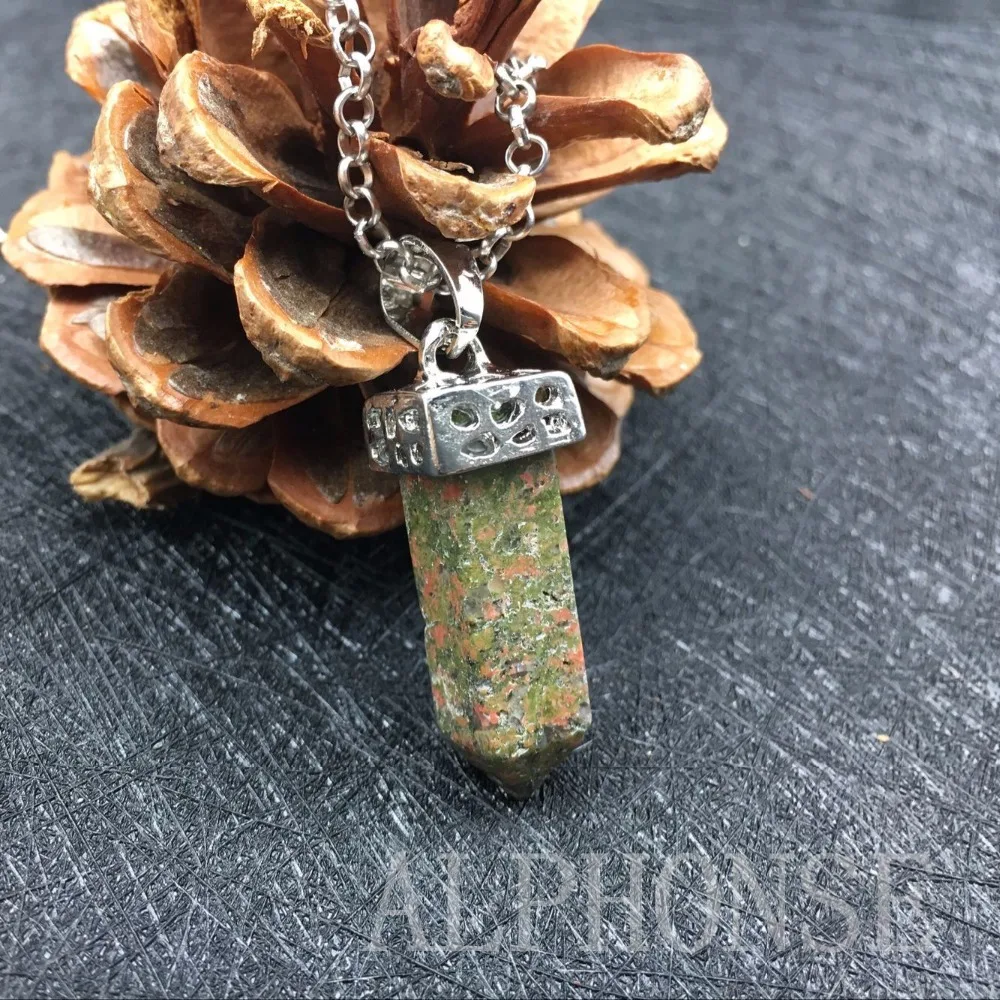 Europe and the United States simple pendant design sweater necklace natural crystal square pendant necklace crystal chain
Europe and the United States simple pendant design sweater necklace natural crystal square pendant necklace crystal chain