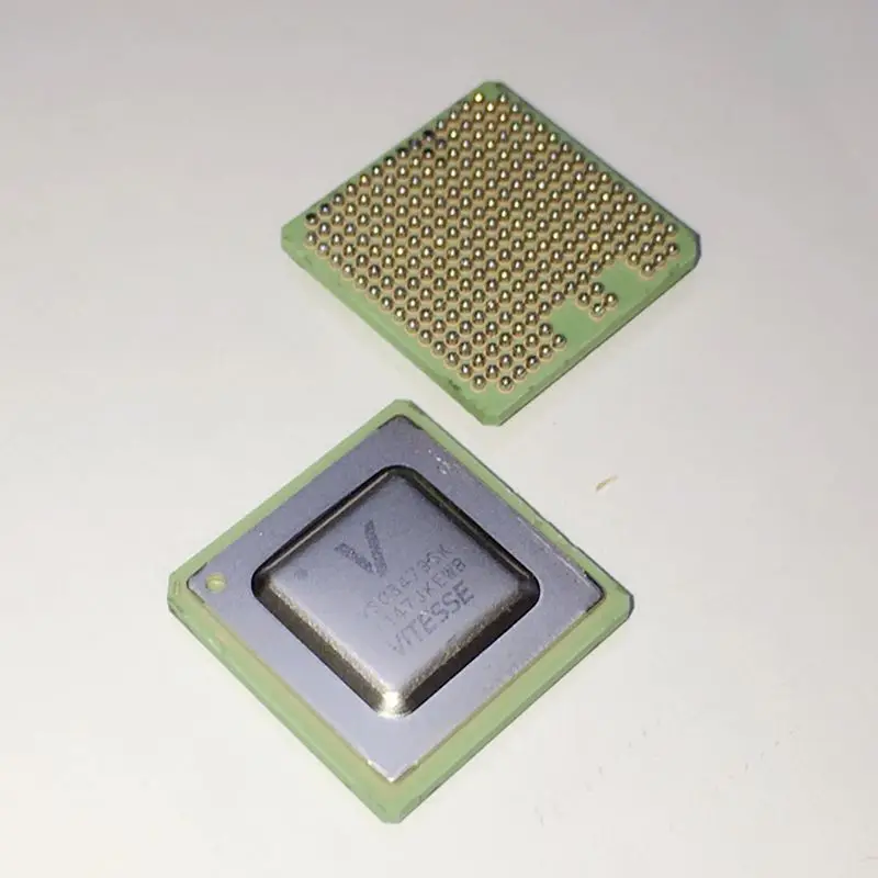 1 шт. VSC8479SK посылка BGA-244 16 битный чип трансивера совершенно новый аппарат не Привязанный к оператору сотовой связи
1 шт. VSC8479SK посылка BGA-244 16 битный чип трансивера совершенно новый аппарат не Привязанный к оператору сотовой связи
