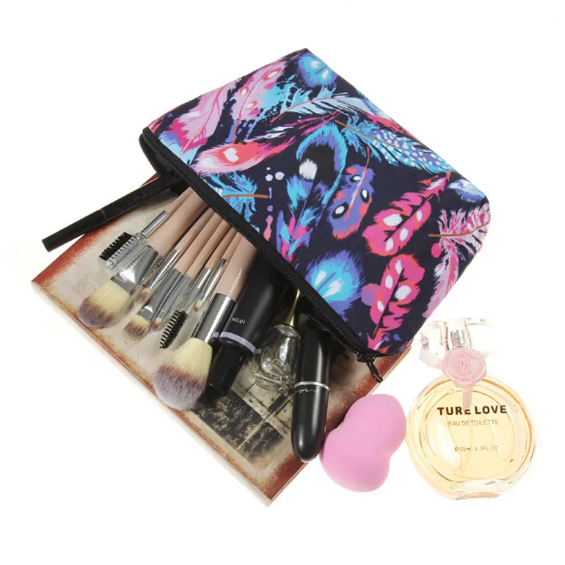 Feathers color 3D printing cosmetic bag organizer toiletry bag 2020 travel makeup bags pouch women beauty case small make up bag
Feathers color 3D printing cosmetic bag organizer toiletry bag 2020 travel makeup bags pouch women beauty case small make up bag