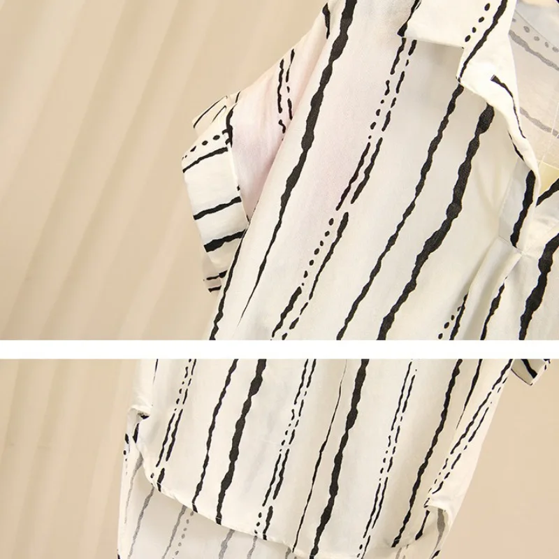 Women Striped Shirts Short sleeve Chic Blouse Ladies Fashion Turn Down Collar Casual Tops blusas
Women Striped Shirts Short sleeve Chic Blouse Ladies Fashion Turn Down Collar Casual Tops blusas