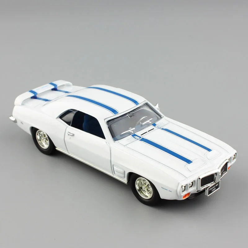 Масштаб 1:43 дорожная Подпись классический Pontiac 1969 Firebird trans AM винтажные машинки металлические литая модель игрушки для детей
Масштаб 1:43 дорожная Подпись классический Pontiac 1969 Firebird trans AM винтажные машинки металлические литая модель игрушки для детей