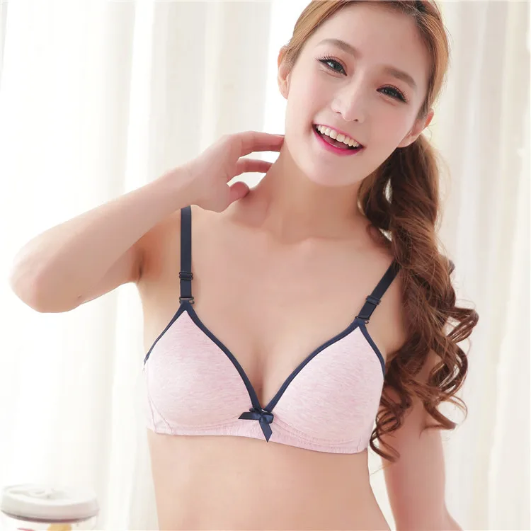 Fashion thin cup student girl bra sexy gather breast push up bra Adolescent girl sexy bra wire free Maiden puberty top chest bra
Fashion thin cup student girl bra sexy gather breast push up bra Adolescent girl sexy bra wire free Maiden puberty top chest bra