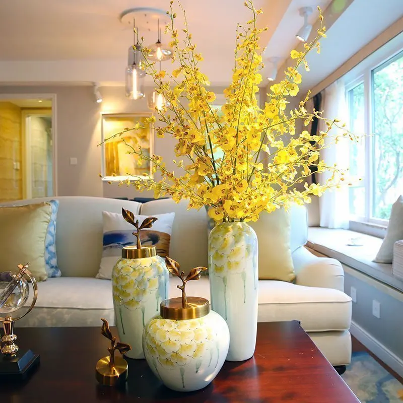 Chinese style ceramic creative parlor flowers vase home decor crafts room decoration wedding vase porcelain Decorative cans gift
Chinese style ceramic creative parlor flowers vase home decor crafts room decoration wedding vase porcelain Decorative cans gift