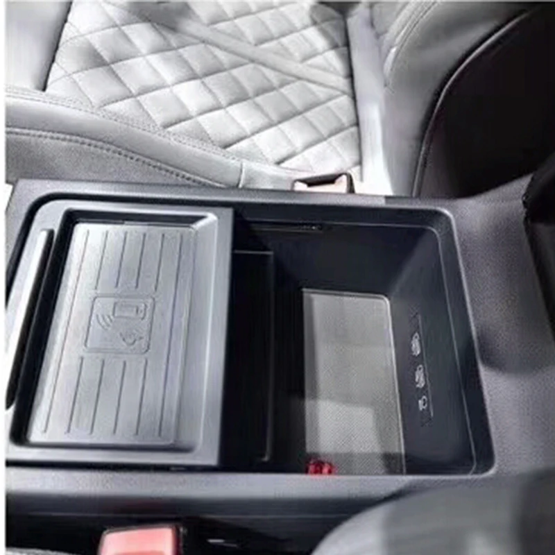 15W car QI wireless charging phone charger fast charging case armrest box charging holder for Audi Q5 2018 2019 2020 for iPhone
15W car QI wireless charging phone charger fast charging case armrest box charging holder for Audi Q5 2018 2019 2020 for iPhone