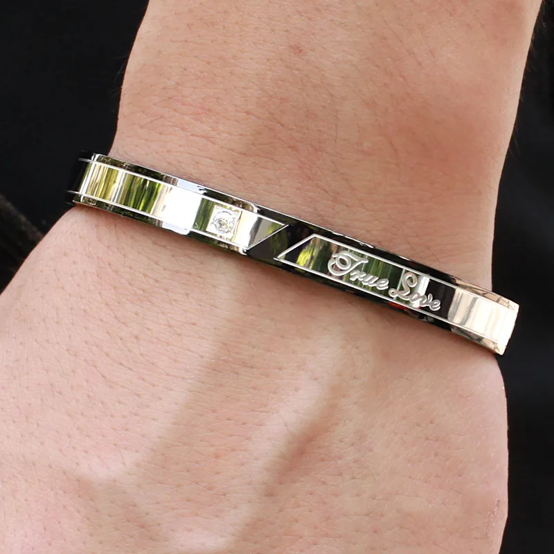 Titanium steel bracelet, zircon couples bracelet, letters, valentine's day gifts, fashion jewelry wholesale
Titanium steel bracelet, zircon couples bracelet, letters, valentine's day gifts, fashion jewelry wholesale