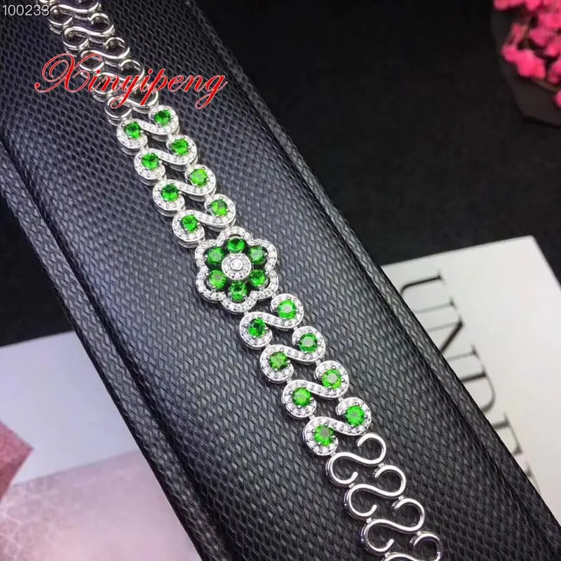 Xin yi peng 925 silver inlaid natural diopside bracelets, women bracelet, generous fashion, anniversary gift
Xin yi peng 925 silver inlaid natural diopside bracelets, women bracelet, generous fashion, anniversary gift