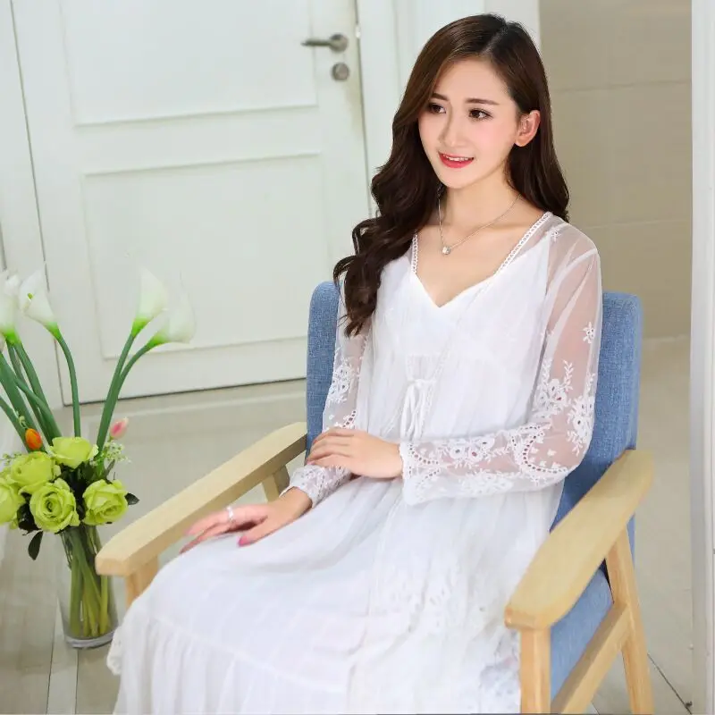 New Spring Summer Solid Sling Sexy Lace Two Piece Set Loose Comfortable Clothing Nightdress Sexy Princess Nightgowns
New Spring Summer Solid Sling Sexy Lace Two Piece Set Loose Comfortable Clothing Nightdress Sexy Princess Nightgowns