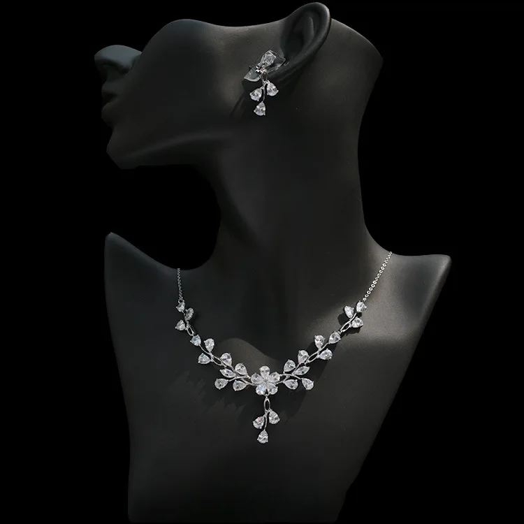 SLBRIDAL Gorgeous Copper Alloy Wedding Cubic Zircon Jewelry Set Bridal CZ Necklace Earring Set Banquet Party Jewelry Set Women
SLBRIDAL Gorgeous Copper Alloy Wedding Cubic Zircon Jewelry Set Bridal CZ Necklace Earring Set Banquet Party Jewelry Set Women