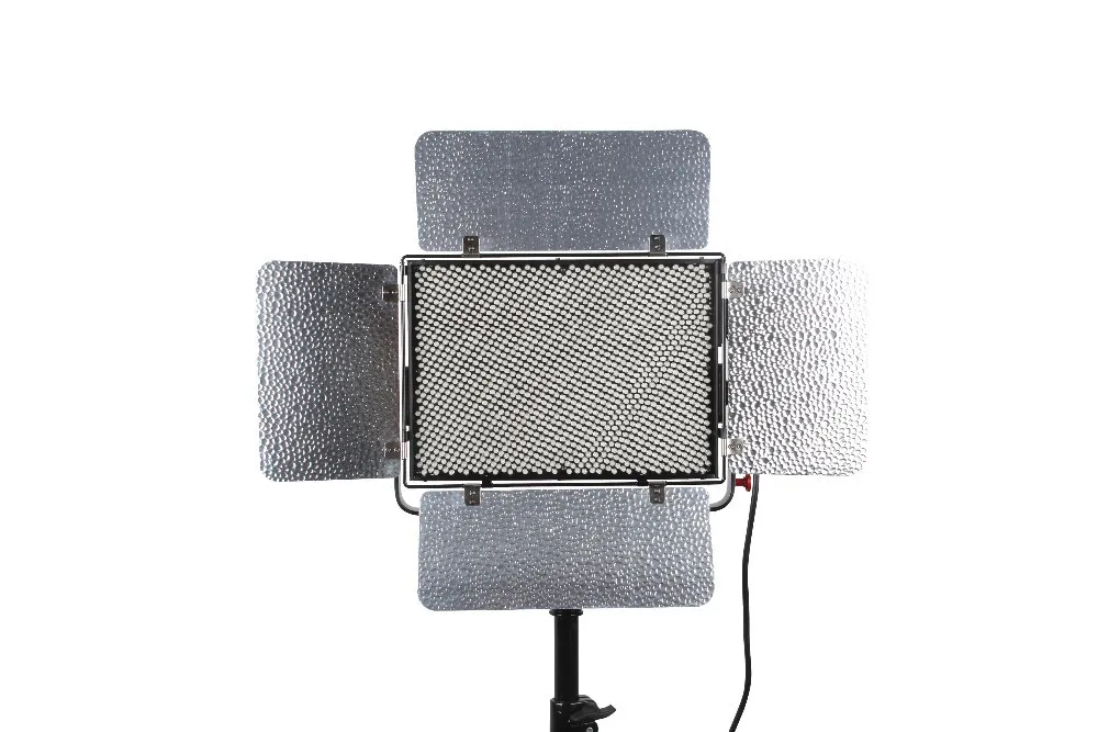 LS 1S High CRI 95+ Light Storm Studio Video Super Quiet Heat Dissipation LED Light with 2.4GHz Wireless Remote V-mount Plate
LS 1S High CRI 95+ Light Storm Studio Video Super Quiet Heat Dissipation LED Light with 2.4GHz Wireless Remote V-mount Plate