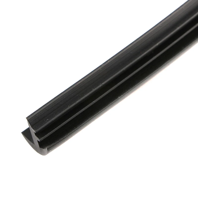 1.6M Rubber Soundproof Dustproof Sealing Strip for Auto Car Dashboard Windshield M8617
1.6M Rubber Soundproof Dustproof Sealing Strip for Auto Car Dashboard Windshield M8617