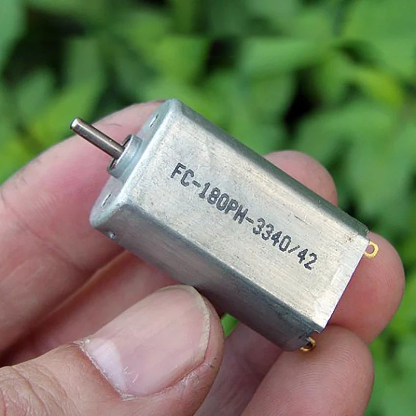 DC 7.2V High speed high power 180-3340 Motor Strong Magnetic Carbon Brush DC Motor for Aircraft Model 27300rpm, Shaft Dia 2mm
DC 7.2V High speed high power 180-3340 Motor Strong Magnetic Carbon Brush DC Motor for Aircraft Model 27300rpm, Shaft Dia 2mm
