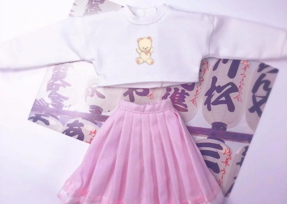 B256 Blyth Doll clothes children gift 1/6 dolls Accessories handmade dress Sweater pleated skirt pink color
B256 Blyth Doll clothes children gift 1/6 dolls Accessories handmade dress Sweater pleated skirt pink color