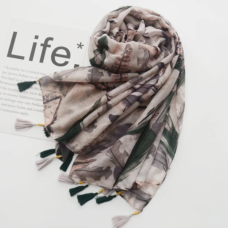 2018 New Women Feather Pattern Scarves And Shawls Long Soft Voile Feather Tassel Hijab Wrap 10pcs/lot Free Shipping
2018 New Women Feather Pattern Scarves And Shawls Long Soft Voile Feather Tassel Hijab Wrap 10pcs/lot Free Shipping