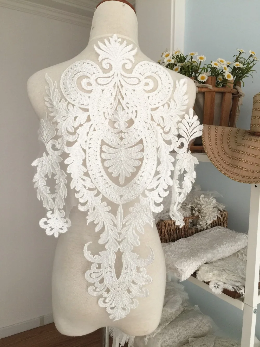 2 pieces Large exquisite floral embroidery lace applique in ivory for wedding bodice, bridal gown hem
2 pieces Large exquisite floral embroidery lace applique in ivory for wedding bodice, bridal gown hem