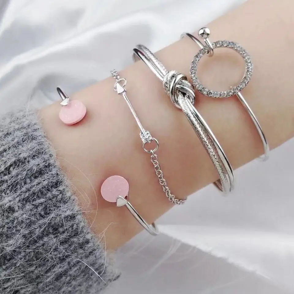 Hot style simple temperament knotwork bracelet alloy open bracelet fashion combination bracelet wholesale 0621
Hot style simple temperament knotwork bracelet alloy open bracelet fashion combination bracelet wholesale 0621