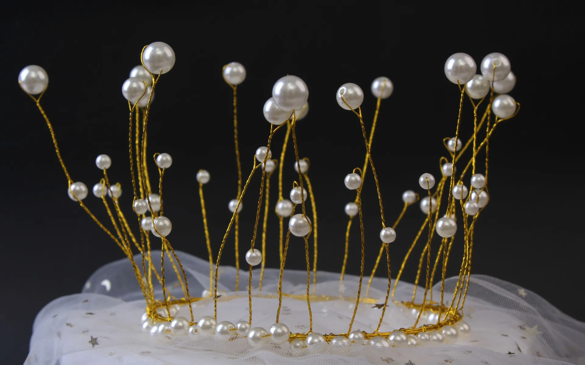 Pearls Crown Decors for Cakes Baby Happy Birthday Cake Toppers Diy Party Favors Accessories for Wedding & Engagement Decorations
Pearls Crown Decors for Cakes Baby Happy Birthday Cake Toppers Diy Party Favors Accessories for Wedding & Engagement Decorations