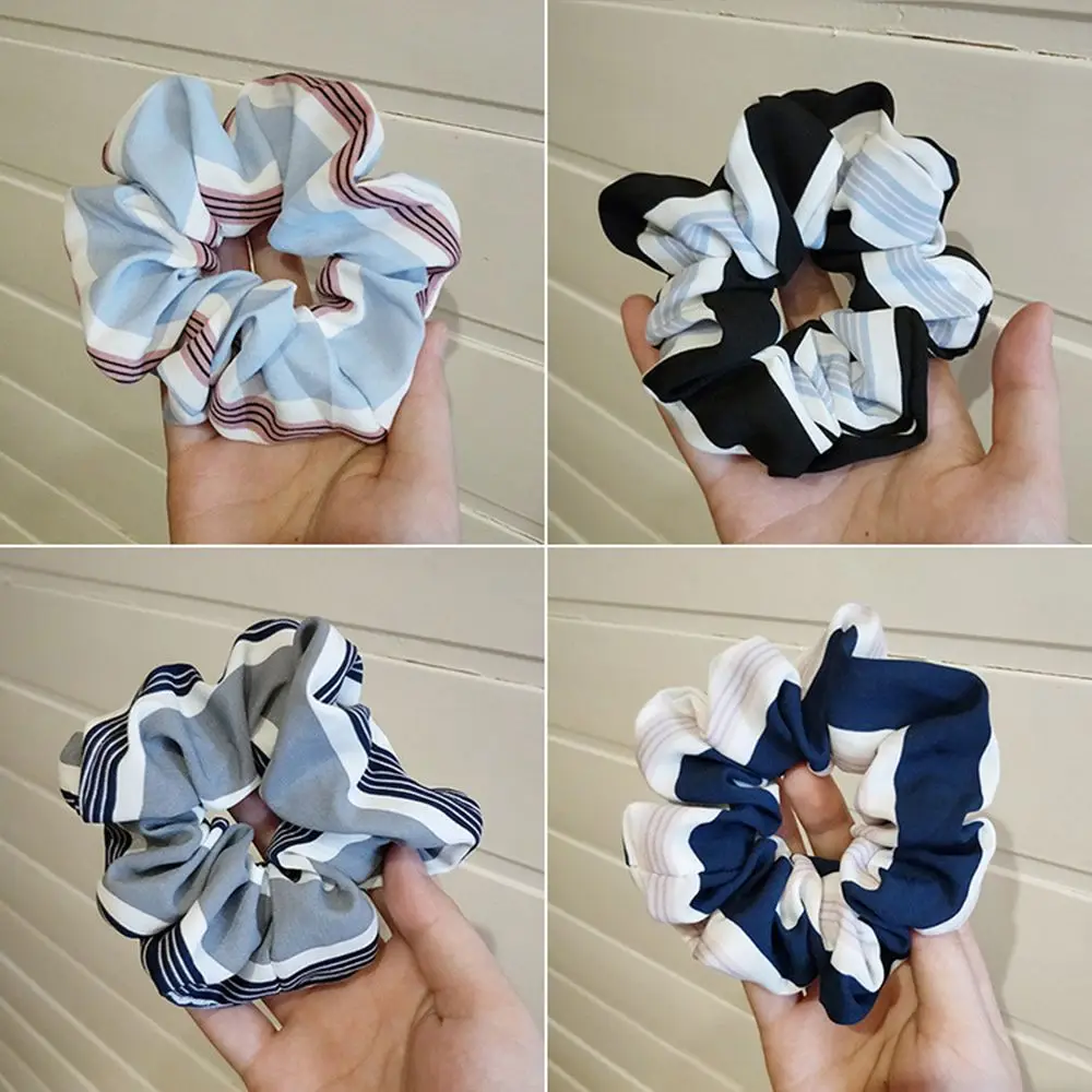 1 pc Simple Temperament Stripe Wild Temperament Hair Ring Head Rope Ball Head Ribs Hair Accessories
1 pc Simple Temperament Stripe Wild Temperament Hair Ring Head Rope Ball Head Ribs Hair Accessories