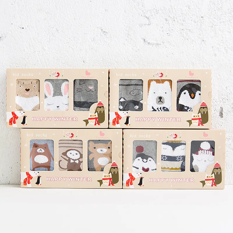2017 3pairs/box New Autumn Winter Girl's Children Short Socks Thickening Terry Keep Warm Cotton Christmas Animals Socks Gift
2017 3pairs/box New Autumn Winter Girl's Children Short Socks Thickening Terry Keep Warm Cotton Christmas Animals Socks Gift