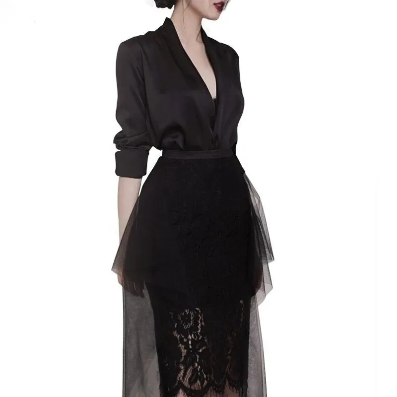 Runway Women 2 Piece Set Dress Autumn Sexy Black Deep V Neck Blazer Long Coat +Fashion Irregular Lace Patchwork Mesh Skirt Suits
Runway Women 2 Piece Set Dress Autumn Sexy Black Deep V Neck Blazer Long Coat +Fashion Irregular Lace Patchwork Mesh Skirt Suits
