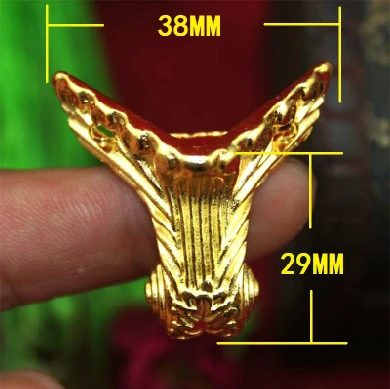 20Pcs Imitation gold furniture feet / alloy foot / foot wooden box / gift Foot / island foot decorative accessories 38 * 29MM
20Pcs Imitation gold furniture feet / alloy foot / foot wooden box / gift Foot / island foot decorative accessories 38 * 29MM