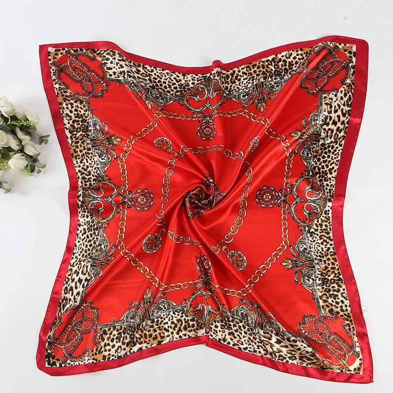 New Fashion Leopard Chain Print Satin Square Scarf Women Imitated Silk Scarves Luxury Brand Large Siz Size Polyester Shawl Hijab
New Fashion Leopard Chain Print Satin Square Scarf Women Imitated Silk Scarves Luxury Brand Large Siz Size Polyester Shawl Hijab