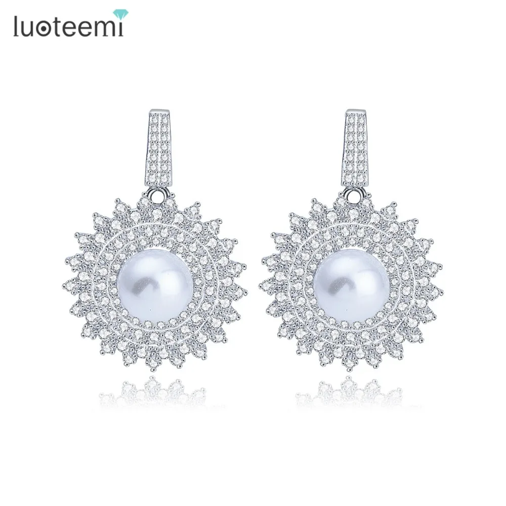 LUOTEEMI 2016 White Gold-Color Classic Elegant Round Simulated Pearl Bridal Vintagne Stud Earrings For Women Christmas Gifts
LUOTEEMI 2016 White Gold-Color Classic Elegant Round Simulated Pearl Bridal Vintagne Stud Earrings For Women Christmas Gifts