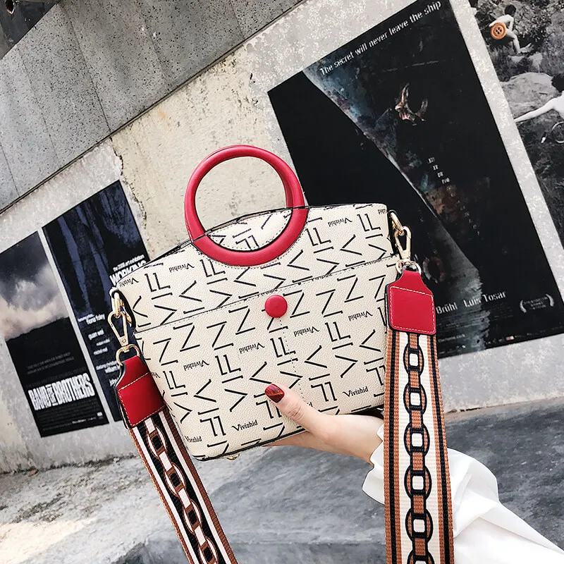 Модные женские сумки KULUOSIDI 2018, сумки на плечо, Bolsos Mujer, высококачественные женские Сумки из искусственной кожи, женская сумка через плечо, сум...
Модные женские сумки KULUOSIDI 2018, сумки на плечо, Bolsos Mujer, высококачественные женские Сумки из искусственной кожи, женская сумка через плечо, сум...