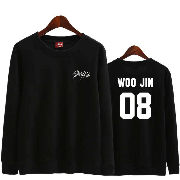 Детский свитшот с круглым вырезом и логотипом Kpop straykids 
Детский свитшот с круглым вырезом и логотипом Kpop straykids