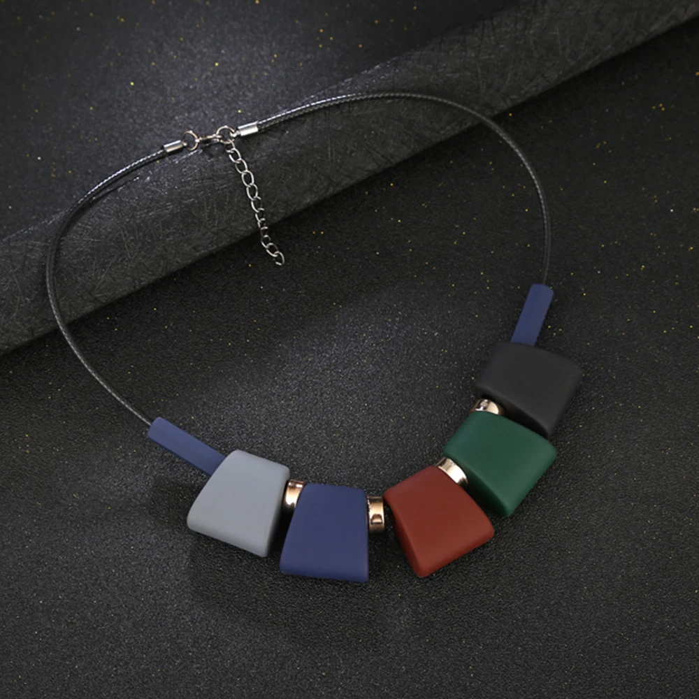 Hot Sale Fashion Trapezoidal Double Necklace Simple Trendy Clavicle Chain Vintage Statement Accessories For Women New2019
Hot Sale Fashion Trapezoidal Double Necklace Simple Trendy Clavicle Chain Vintage Statement Accessories For Women New2019