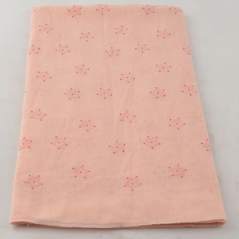 Za 2018,plain cotton head scarf with ironing flower,Muslim hijab,shawls and scarves,wraps shawls,floral hijab,british style,cape
Za 2018,plain cotton head scarf with ironing flower,Muslim hijab,shawls and scarves,wraps shawls,floral hijab,british style,cape