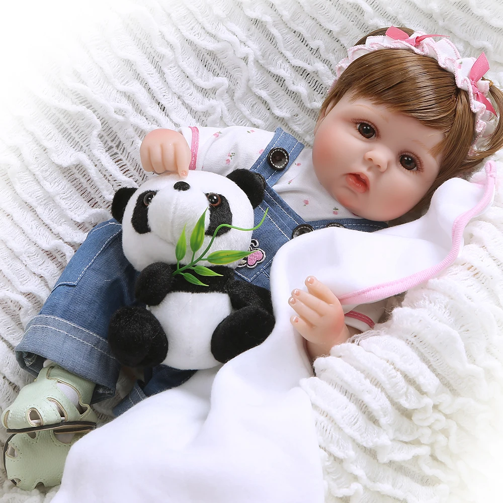 45CM Bebe Reborn Dolls Handmade cloth body+ Silicone Reborn Baby Doll toy Lifelike soft Baby Doll Baby Girl no Christmas gifts
45CM Bebe Reborn Dolls Handmade cloth body+ Silicone Reborn Baby Doll toy Lifelike soft Baby Doll Baby Girl no Christmas gifts