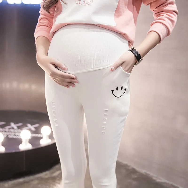 Will fall render cowboy pants of pregnant women fall outside the han edition to wear big belly yards pencil pants
Will fall render cowboy pants of pregnant women fall outside the han edition to wear big belly yards pencil pants
