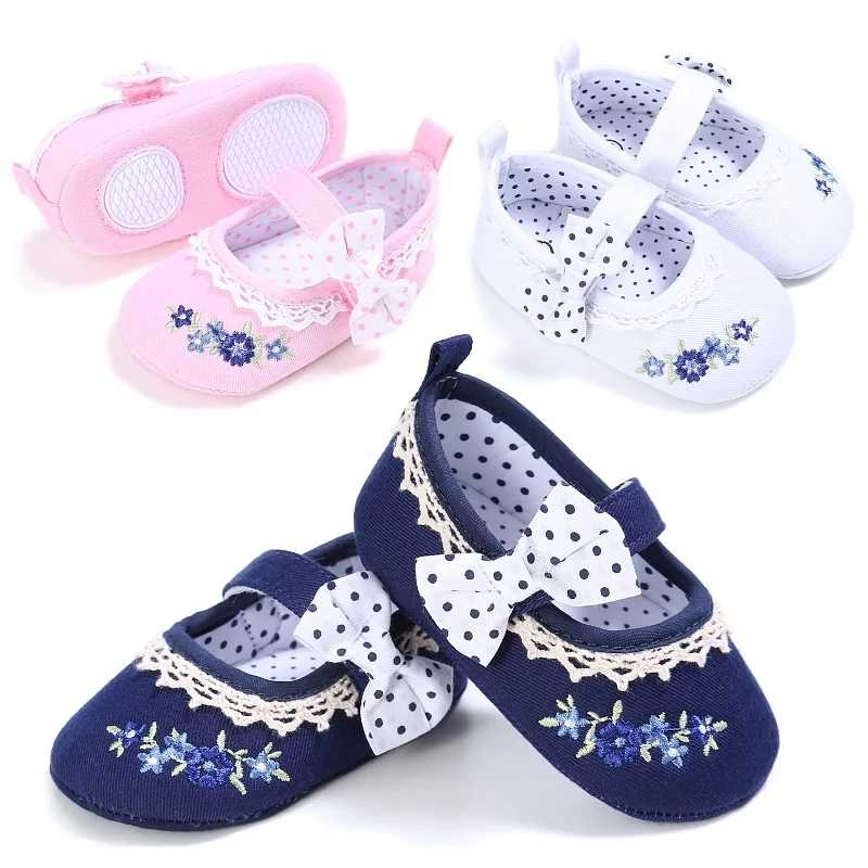2019 Cute GirlsToddler Infant Spring Bowknot Embroidery Chic Princess Baby Shoes Anti-slip Crib Shoes Prewalker
2019 Cute GirlsToddler Infant Spring Bowknot Embroidery Chic Princess Baby Shoes Anti-slip Crib Shoes Prewalker