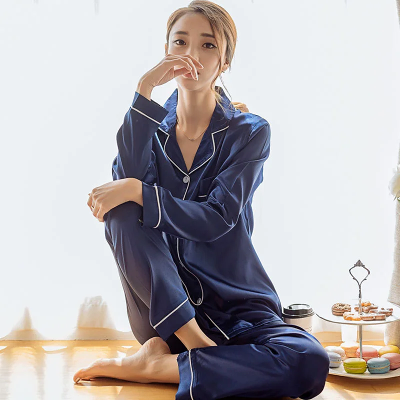 Pajamas for women Silk Satin Pyjamas Set Long Sleeve Sleepwear Pijama Pajamas set 2 Pcs Female Loungewear Plus Size homewear
Pajamas for women Silk Satin Pyjamas Set Long Sleeve Sleepwear Pijama Pajamas set 2 Pcs Female Loungewear Plus Size homewear