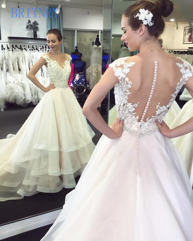 BRITNRY Modest Scoop Lace Chapel Tiered Tulle A Line Chapel Train Plus Size Wedding Dress Shop Online China
BRITNRY Modest Scoop Lace Chapel Tiered Tulle A Line Chapel Train Plus Size Wedding Dress Shop Online China