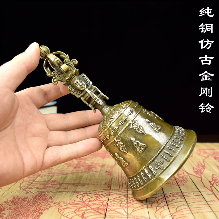 The copper antique Feng Shui trumpet instruments copper Buddhist Tantra vase decoration
The copper antique Feng Shui trumpet instruments copper Buddhist Tantra vase decoration