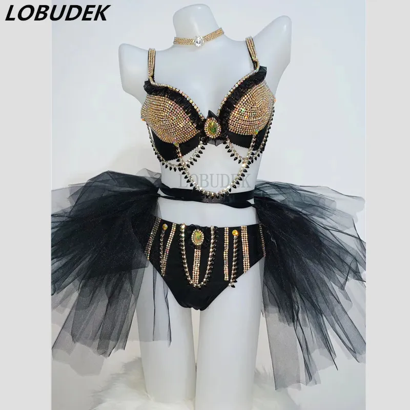 Glisten Rhinestones Bikini 4 Piece Set Sexy Women Nightclub Dance Outfit Music Festival Bar Party Show Performance Stage Costume
Glisten Rhinestones Bikini 4 Piece Set Sexy Women Nightclub Dance Outfit Music Festival Bar Party Show Performance Stage Costume