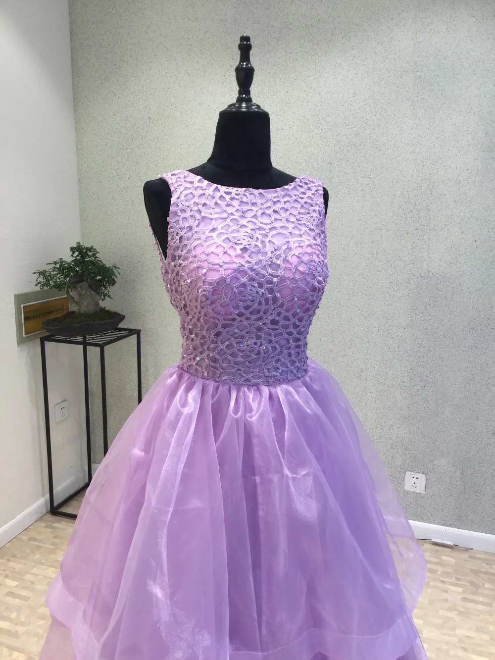 Vestido longo New Purple Long Prom Dresses 2020 Scoop Sleeveless A-Line Beading Organza Backless Evening Dress
Vestido longo New Purple Long Prom Dresses 2020 Scoop Sleeveless A-Line Beading Organza Backless Evening Dress