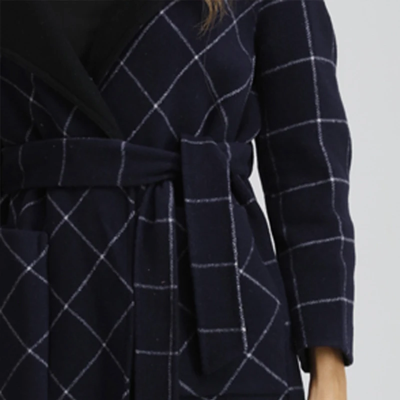 Italian Style Luxury Women's Long Wool Winter Coat Female Cashmere Plaid Slim Coat Autumn Vintage Outwear Loose Plus Size Coat
Italian Style Luxury Women's Long Wool Winter Coat Female Cashmere Plaid Slim Coat Autumn Vintage Outwear Loose Plus Size Coat