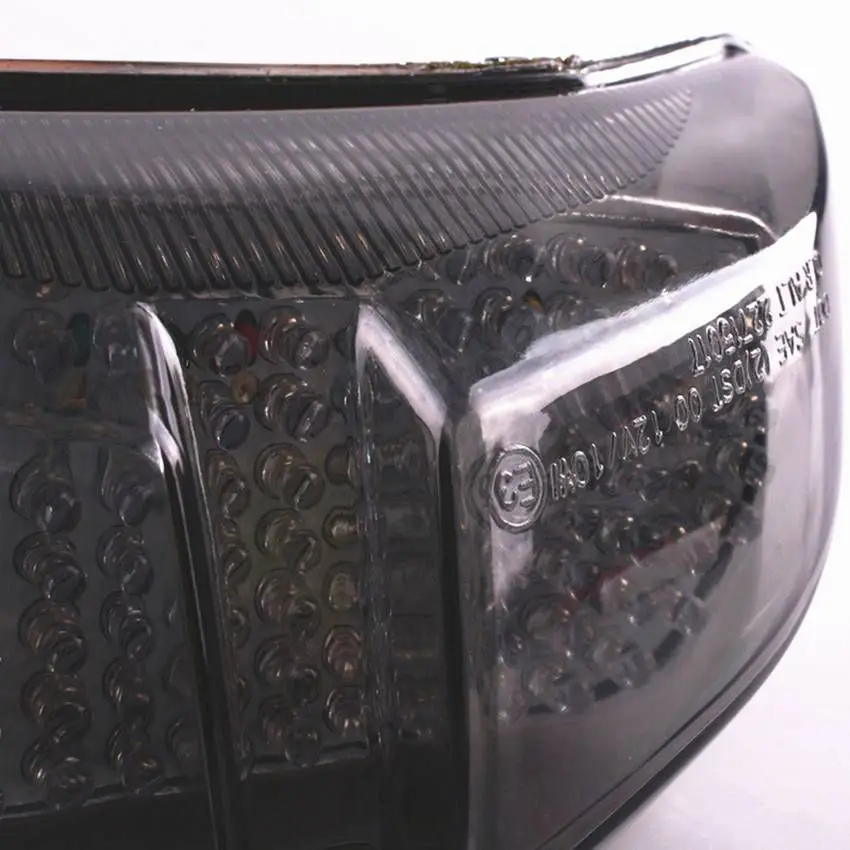 Motorcycle Tail Light Lamp LED Brake Turn Signals For Yamaha FZ1 2006-2011 2007 2008 2009 2010 Smoke
Motorcycle Tail Light Lamp LED Brake Turn Signals For Yamaha FZ1 2006-2011 2007 2008 2009 2010 Smoke