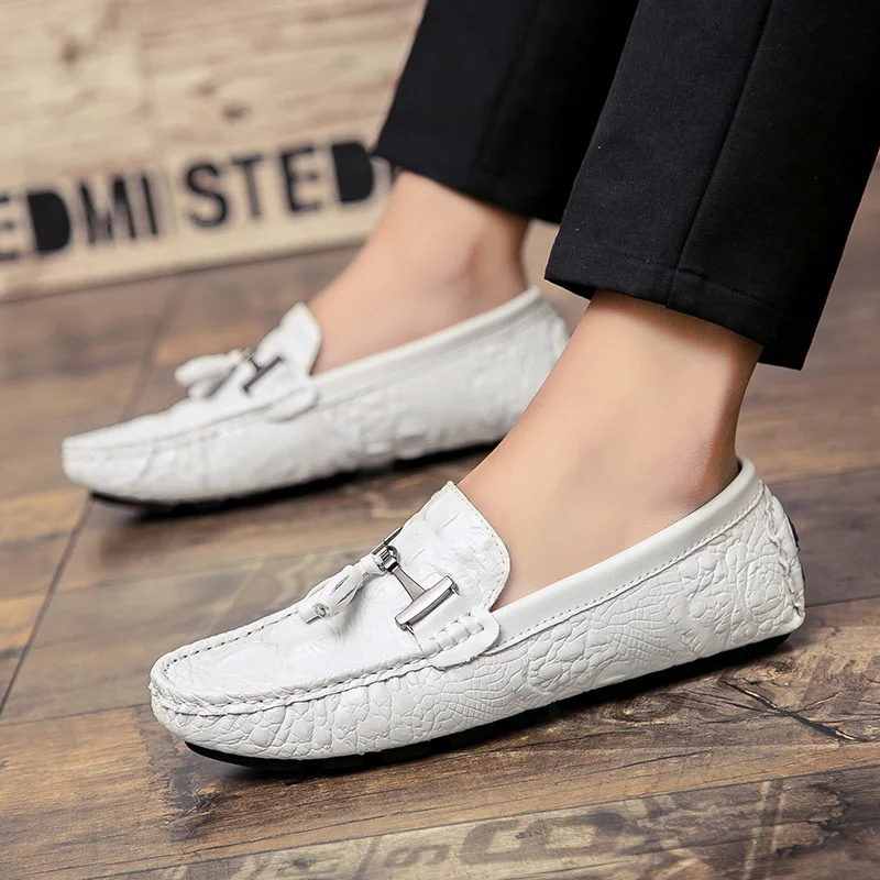 Mens Driving Loafers Shoes 2019 New Moccasins Shoes Casual Leather Men Loafer Shoe Slip On Footwear Mocasines para hombre White
Mens Driving Loafers Shoes 2019 New Moccasins Shoes Casual Leather Men Loafer Shoe Slip On Footwear Mocasines para hombre White