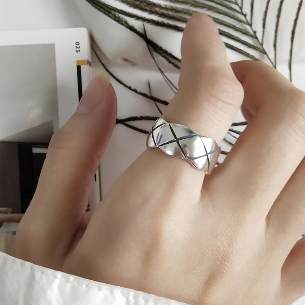 LEVEN FANCY Vintage 925 Sterling Silver X Design Men Ring Personality Unique Jewelry Crossover Line Ring For Women
LEVEN FANCY Vintage 925 Sterling Silver X Design Men Ring Personality Unique Jewelry Crossover Line Ring For Women