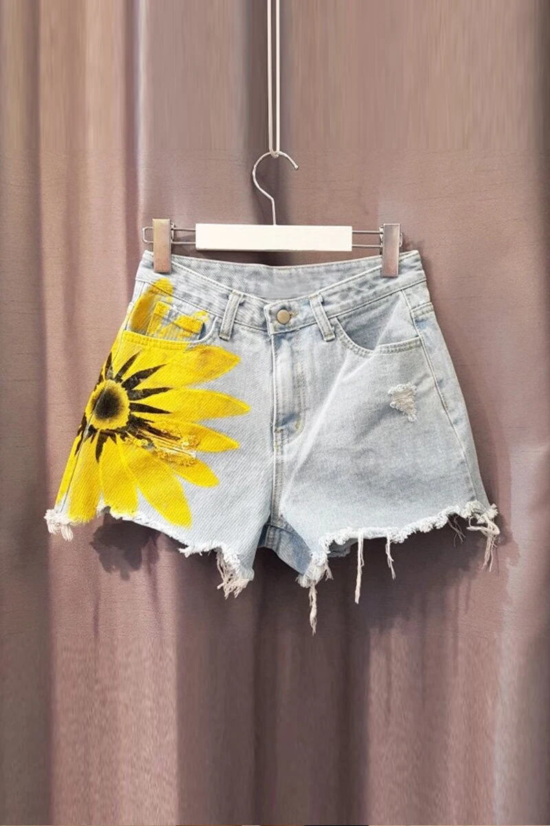 Womens Sexy High Waist Tassel Ripped Jeans Summer Denim Shorts Sunflower Print Fashion Jeans shorts 2021 Summer New
Womens Sexy High Waist Tassel Ripped Jeans Summer Denim Shorts Sunflower Print Fashion Jeans shorts 2021 Summer New