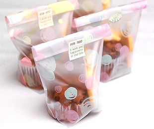 Free Shipping cheap cookie biscuit plastic bags, colorful circles circle transparent cake cookies pastry packaging bag for party
Free Shipping cheap cookie biscuit plastic bags, colorful circles circle transparent cake cookies pastry packaging bag for party